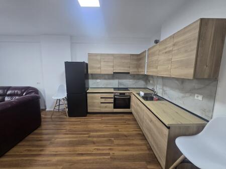 Apartament 1+1 Pazari i Ri