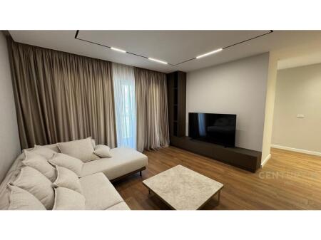 DUPLEX DI LUSSO IN AFFITTO  POSTO AUTO A KODRA E DIELLIT! 1.500 € /Mese
