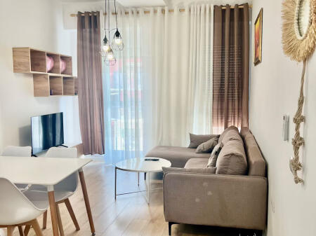 Apartament me qera 2+1+post parkimi ne Astir (ID B2201492) Tirane
