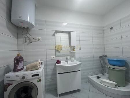 JAPIM ME QIRA APARTAMENT 2+1 TEK OSLO ASTIR!