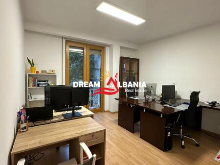 Vile me qera ne rrugen Mine Peza, prane Prokurorise ne Tirane (ID 4251060 )