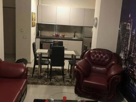 Apartament me Qera 1+1 – Pazari i Ri