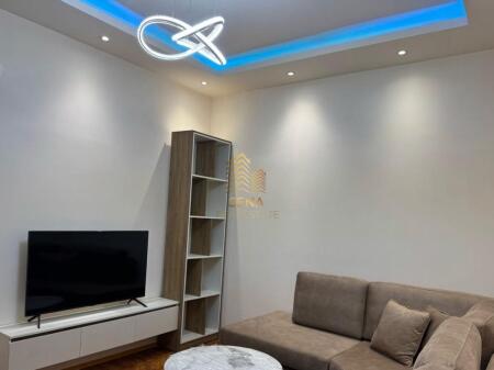 Qira, Apartament 1+1+2 blk, Rruga e Dibres, 600 Euro/muaj