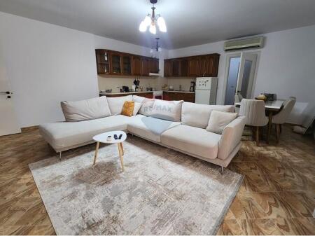 Apartament - Për Qira - Zogu I Zi, Tiranë