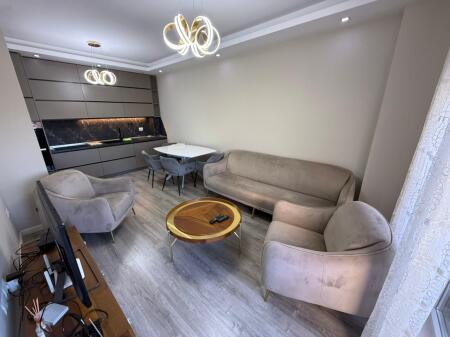 📢 Me Qira Apartament 🏡 2+1+2📍 Stacioni i Trenit – Quatrum Residence💶 Çmimi: 900 € / muaj