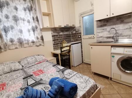 Affitto, Monolocale, 5 Maji, 350 Euro/mese