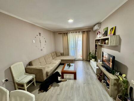 APARTAMENT 1+1 PER SHITJE TEK RRUGA BARDHYL