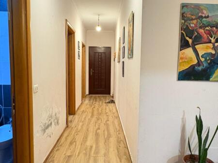 2+1,furnished at the botanical garden near the mosque, price 500 euro