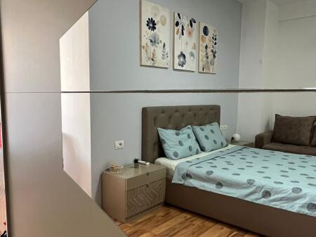 Selvia, garsoniere me qera 46,000 leke