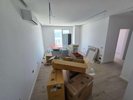 Apartament 2+1 ne shitje Kompleksi Univers City Tirane