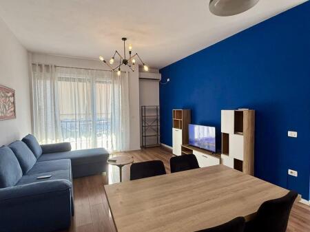 APARTAMENT ME QERA 2+1 RRUGA 5 MAJ 650 EURO