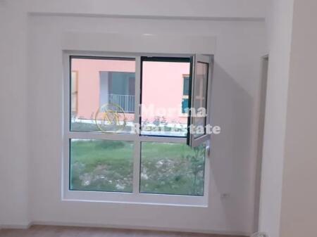 Affitto, Locale Commerciale, presso il Complesso Mangalemi, 250 euro/mese.