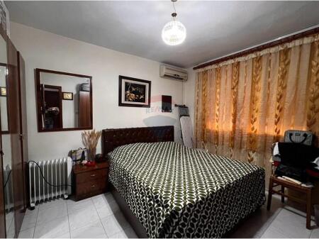 Apartament 2+1 me qira te Medreseja!