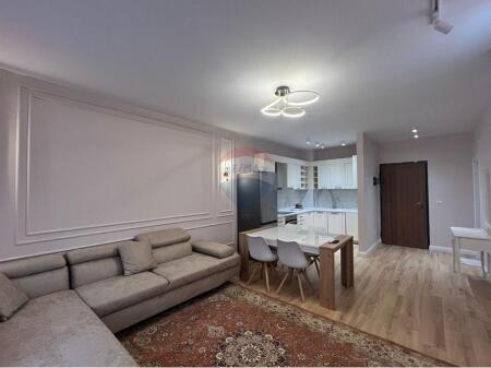 *Jepet Apartament -- Për Qira -- Kopshti Zoologji*