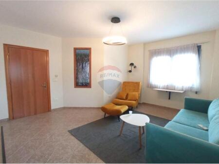 *Apartment 1+1 - For Rent - Skënderbej Square*
