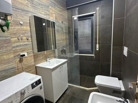 JEPET APARTAMENT 1+1 ME QERA AFER QENDRES