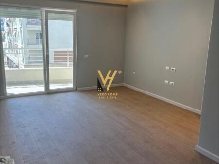 OFFICE 120 M2 FOR RENT AT KIKA 2, PARIS COMMUNE 130,000 LEKE