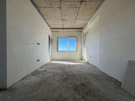 Apartament ne shitje 1+1 Spitali Amerikan 3