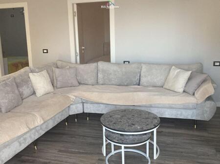 Villa in Affitto 2+1 a Porcelan (ID BV22498) Tirana​