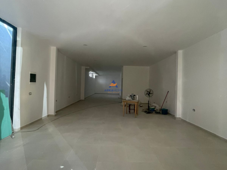 SHOP FOR RENT 110M2 ON THE MAIN ROAD OF "GJERGJ FISHTA BOULEVARD" 2500 EURO