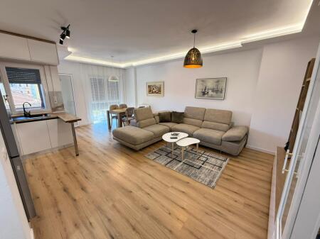 🏡 Appartamento 2+1 in Affitto📍 Via Dervish Hekali, vicino alla Scuola Rossa💶 Prezzo: 900 €