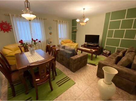 Apartament 2+1 me Qira Rruga Bardhok Biba QENDER TIRANE !