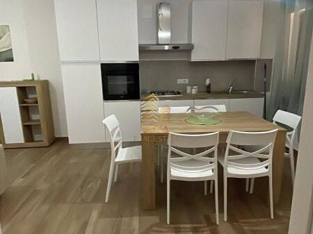 Qira, Apartament 2+1+Blk, Liqeni Artificial, 1100 Euro/muaj