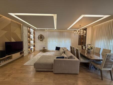 ATTICO DI LUSSO IN VENDITA 3+1+2 +1 POSTO AUTO AL LAGO ASCIUTTO! 445.000 €
