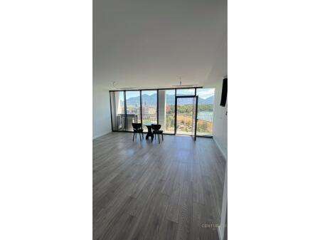 Apartament ose zyre 2+1 me qira tek Lake View Residence! 1,450 € /Muaj
