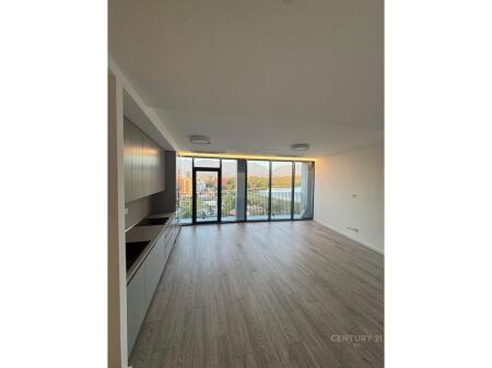 Jepet apartament ose zyre 2+1 me qira tek Lake View Residence! 1,650 € /Muaj