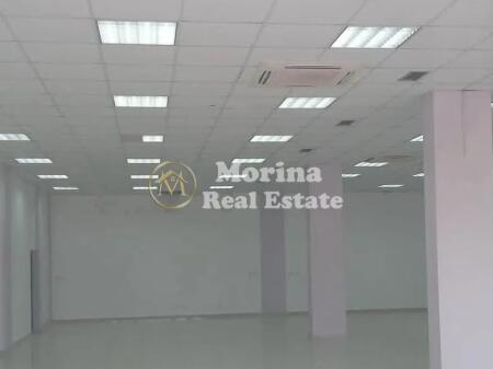 Rent, Business Premises, in Kamez, 1400 euros/month