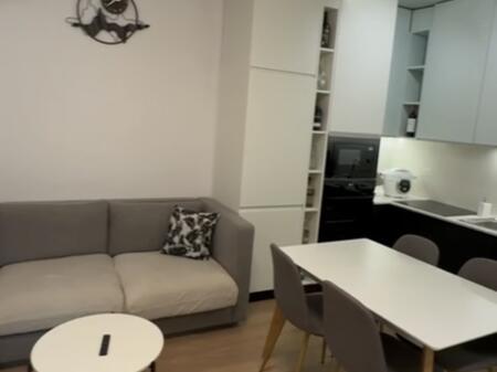 Jepet me qira apartament 1+1 RRUGA 5 MAJI 55.000 lekë