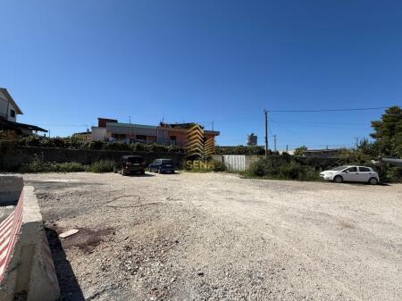 Terreno in affitto 450m², Laprake - Grande Anello, 900 Euro