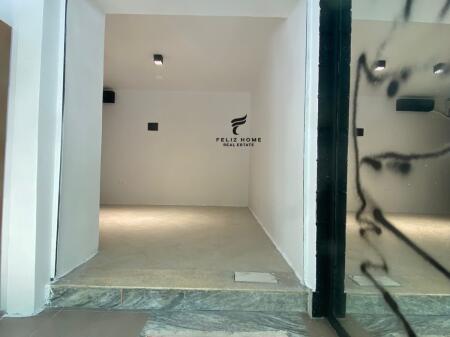 SHOP FOR RENT 50 M2 BRRYL 60,000 LEKE