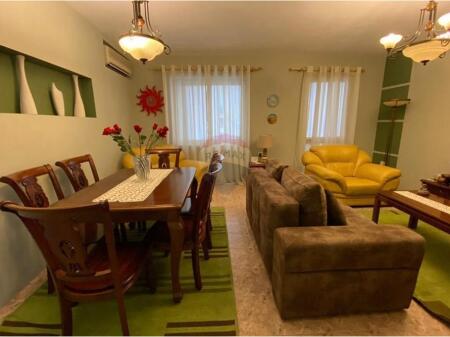 Apartament 2+1 në Qendër – Rruga Bardhok Biba