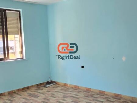 Prane 21 Dhjetorit, Shitet Apartament 1+1 Ideal Per Investim Dhe Per Banim !!