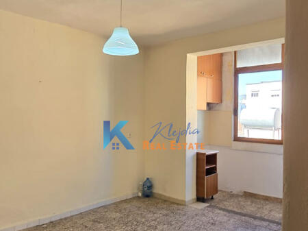 Apartamente 1+1 per SHITJE te 21 Dhjetori, pas hotel Mondial