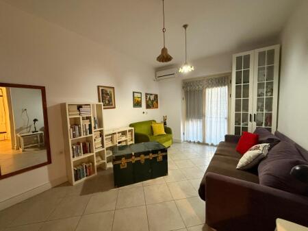 Appartamento 1+1+cucina separata in Myslym Shyr 60.000 lek