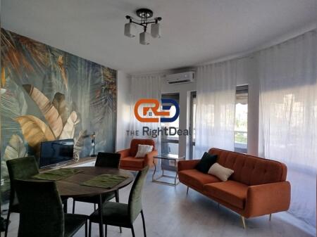 Tek Zogu I Zi, Jepet Me Qira Apartament 2+1+2, Me Lokacion Ideal!!!