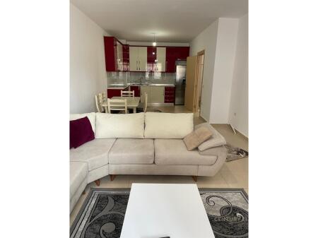 Appartamento 3+1+2 Posti Auto in affitto a Kinostudio!