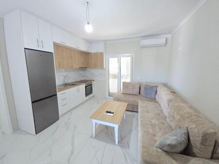 AFFITTASI APPARTAMENTO 1+1 A KENETE DURRES
