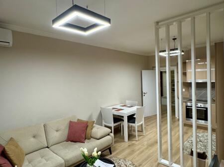 Apartment 1+1, Blloku