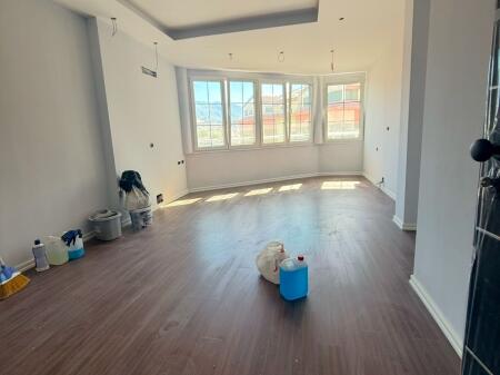 Fresk Vendesi in vendita Appartamento 1+1