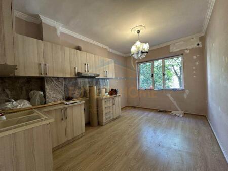 Qera , Apartament 2+1 , Myslym Shyr