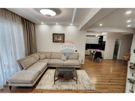 Super apartament 2+1 per qira tek Rruga e Kavajes.