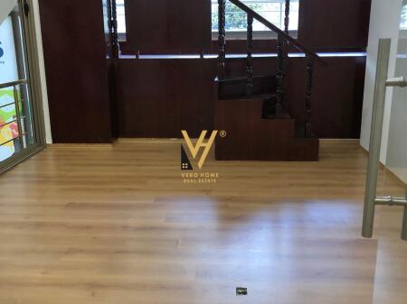 JEPET ZYRE 65 M2 ME QIRA NE QENDER 1.500 EURO