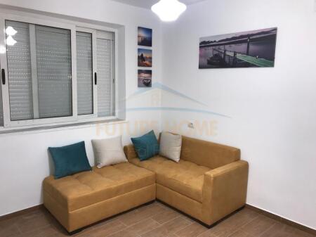 In vendita, monolocale, Via Ferit Xhajko, Tirana.