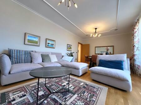 𝐑𝐫𝐮𝐠𝐚 𝟓-𝐌𝐚𝐣𝐢, 𝐩𝐫𝐚𝐧𝐞 CONCORD CENTER  SHESIM SUPER APARTAMENT 3+1+2