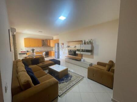 Shitet Apartament 2+1 pranë Hotel Hilton – Tiranë