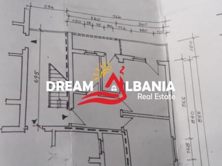 Appartamento 1+1 in vendita vicino al Mercato Nuovo presso gli Uffici del Lavoro a Tirana (ID 4119442)